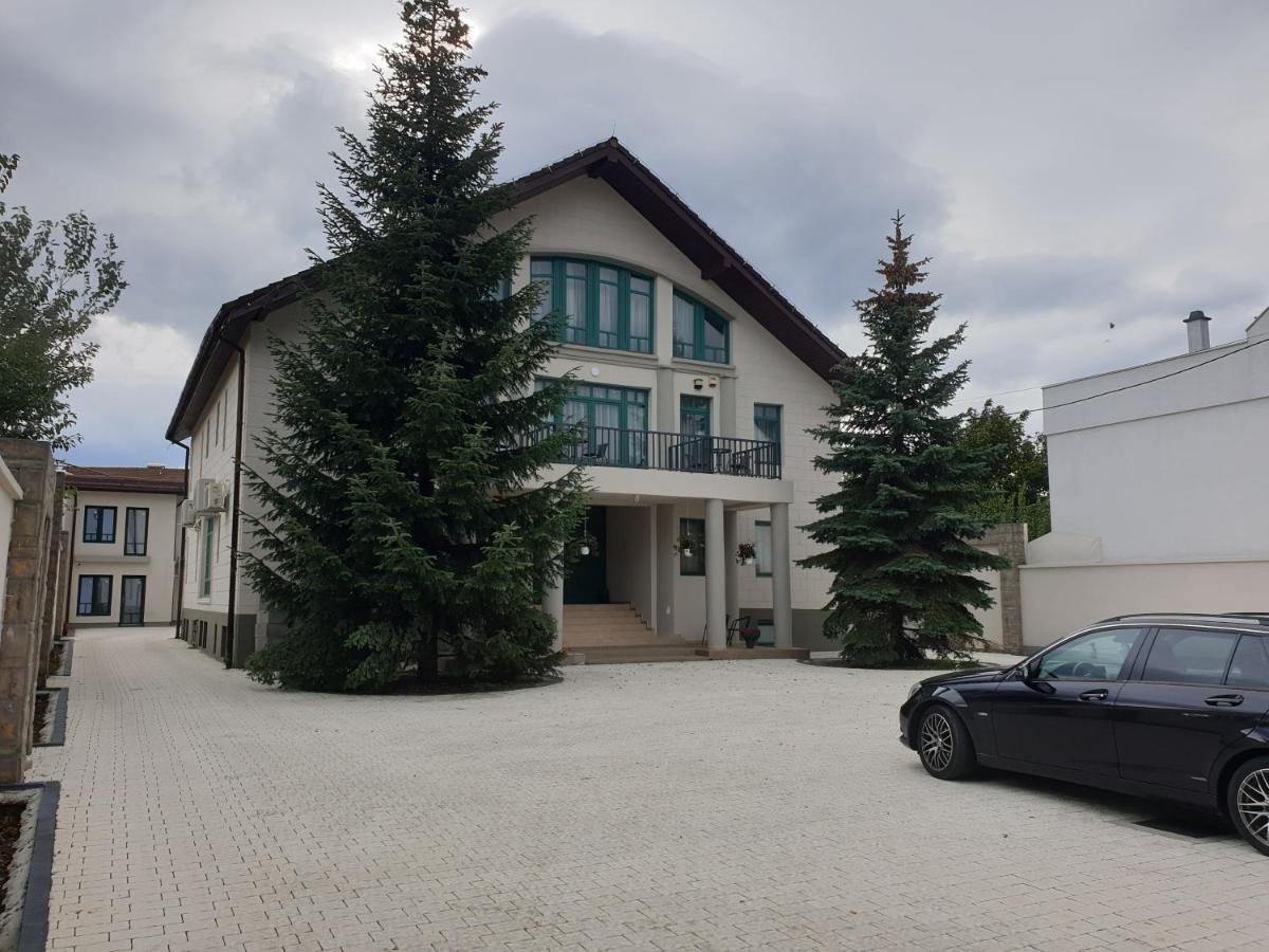 Green Villa Sibiu Exteriör bild